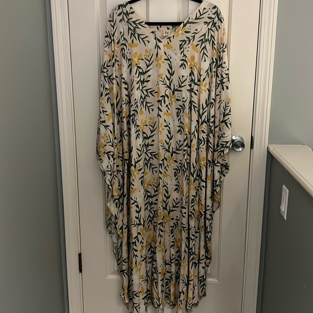 Sseko Designs kaftan in yellow floral
